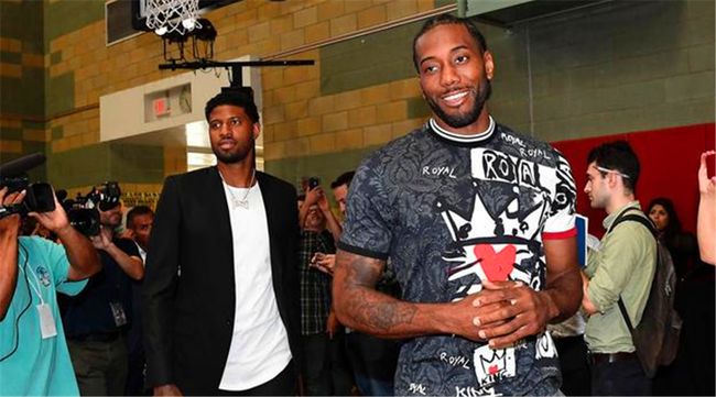 ESPN：奥斯卡曾短暂失去意识，目前正在ICU接受检查（ESPN称奥斯卡曾短暂昏迷，正于ICU接受检查）