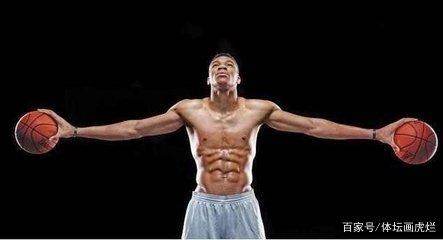 巴萨梅西自由球进球助球队领先（梅西任意球建功，助巴萨取得领先）