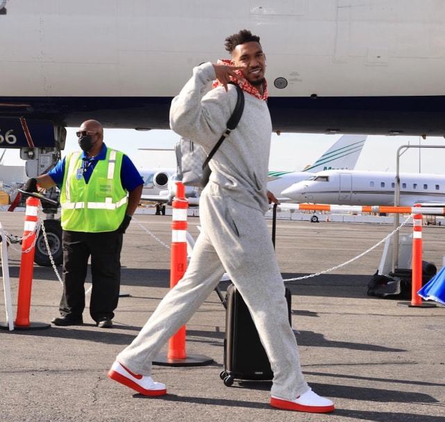 球队逼抢节奏像风暴一样（球队逼抢如狂风骤雨）